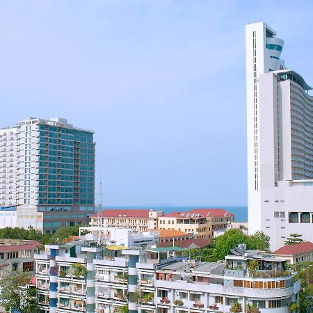 Queen 3 Hotel Nha Trang Esterno foto