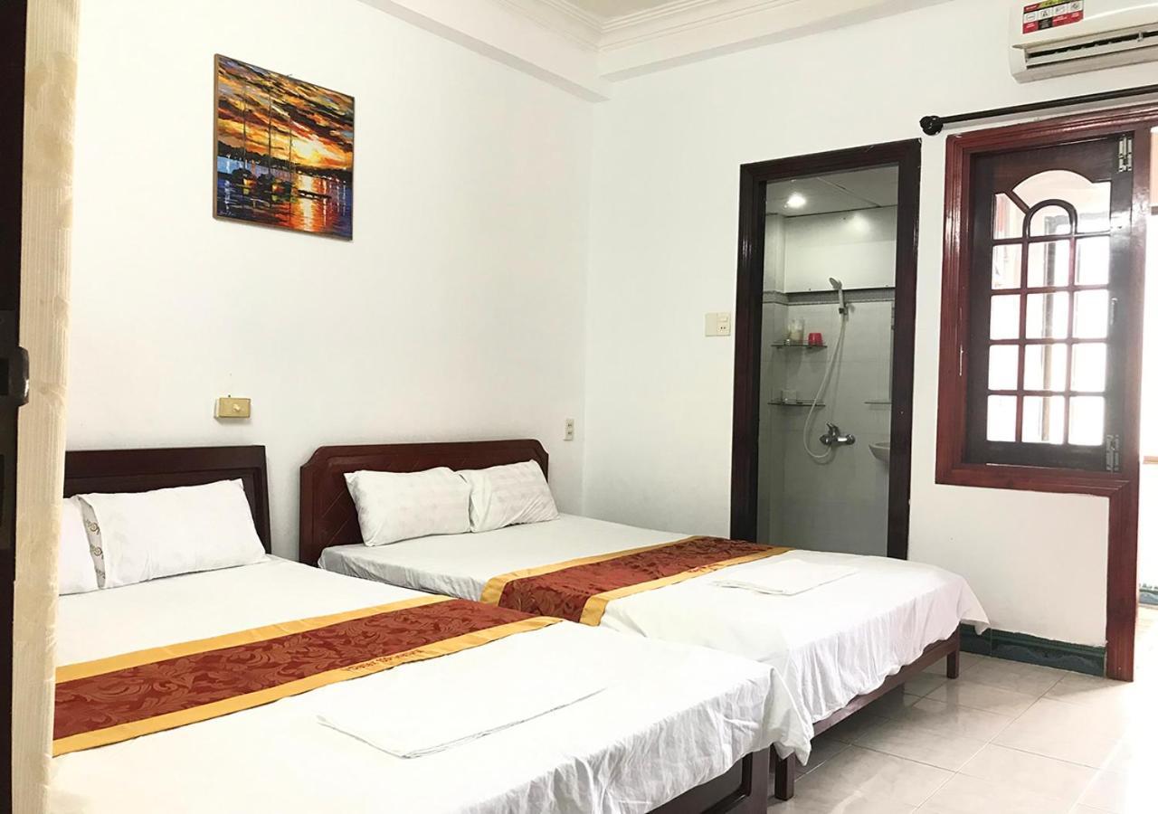 Queen 3 Hotel Nha Trang Esterno foto